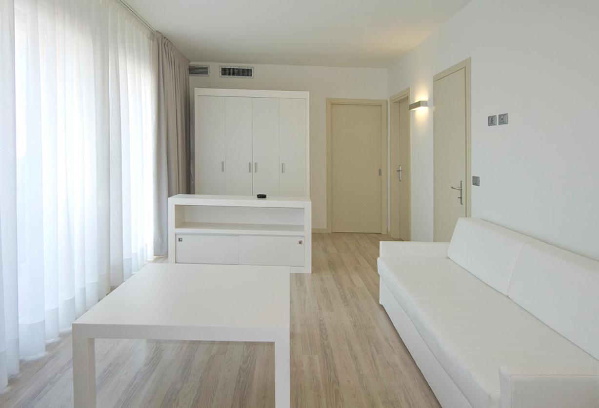 Vienna Hotel 3*
